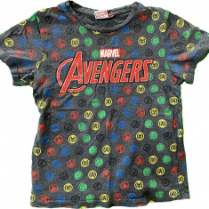 Tricou baiat, culoarea gri , model Avengers, marime 5-6 ani