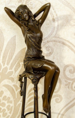 STATUETA BRONZ foto