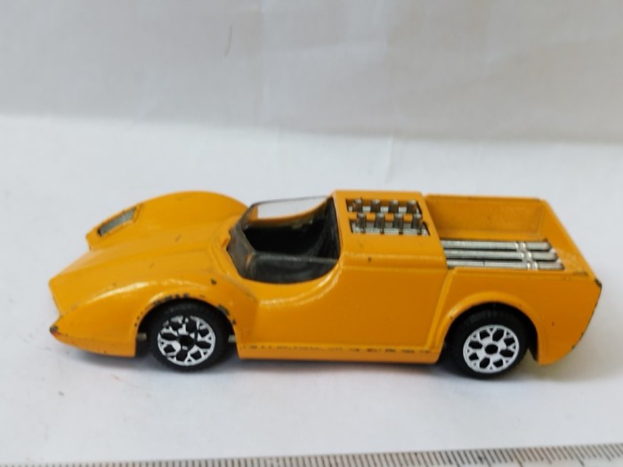 bnk jc Politoys E28 AMC Phaze II 343 V8 1/43