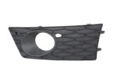 Grila bara Seat Leon (1p1) Model Fr / Cupra 09.2009-12.2012, Fata partea Dreapta, Cu gaura pentru proiector, 1P0853666H9B9