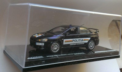 Macheta Mitsubishi Lancer Evo X Politia Romana 2010 - Vitesse 1/43 foto