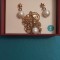 Set vintage cu perlute din material comun
