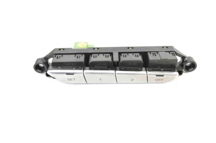 Buton de control scaun dreapta AUDI A8 D4 4H_ 2011 OEM: 4H0959770D | 12142767