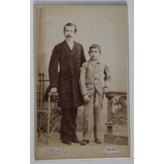 FOTOGRAFIE C.D.V. , STUDIO A. KALORI , LINZ , TATA SI FIU IN STUIO , CCA. 1900