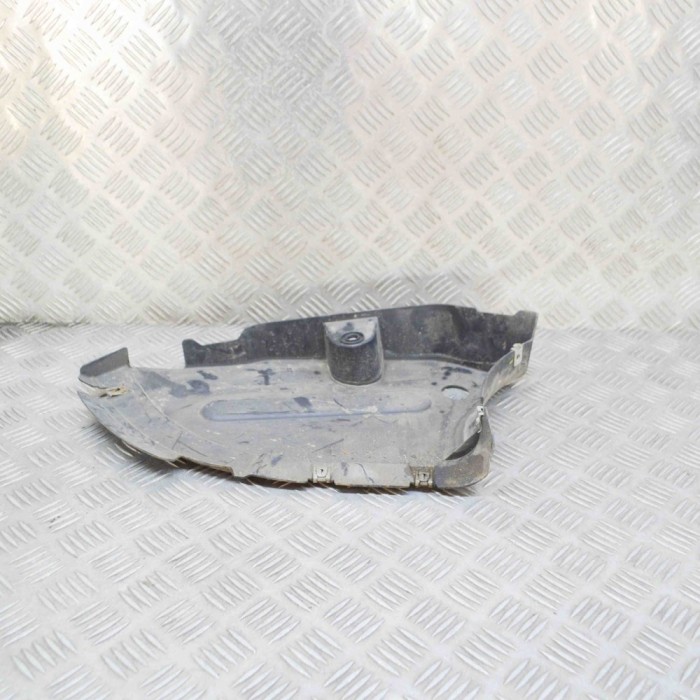 Scut motor dreapta spate BMW 2 Coupe F22, F87 2014 OEM: 7260766