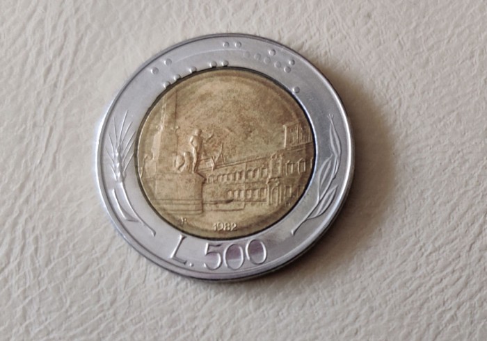 Italia - 500 lire (1982) monedă s384