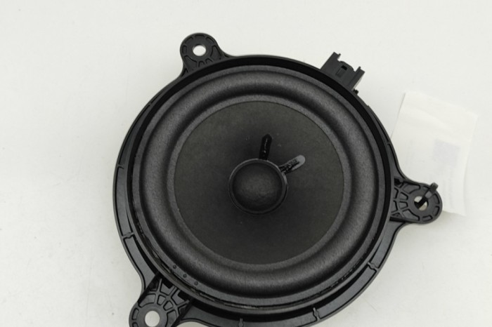 Difuzor ușă dreapta față MAZDA CX-5 KF 2022 OEM: D10F-66-960 31150741
