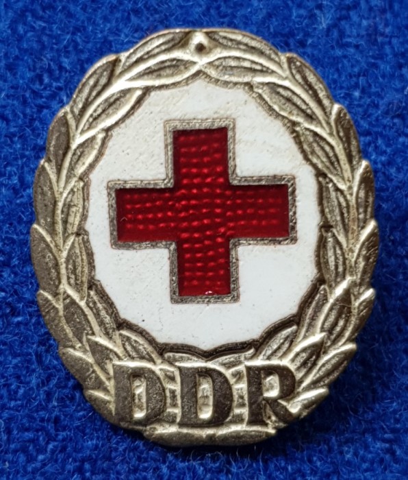 Insigna Donator Onorific - CRUCEA ROSIE Medicina Sanitare Donator de sange #26