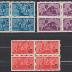 1952 LP 305-1 AN ORGANIZATIEI DE PIONIERI SUPRATIPAR BLOCURI DE 4 TIMBRE MNH