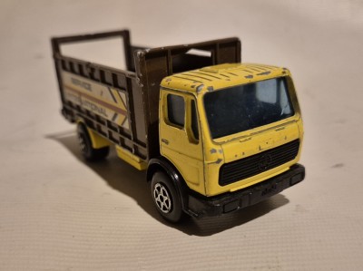 Mercedes - Majorette foto