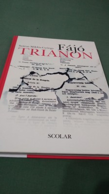 FAJO TRIANON -SZARAZ MIKLOS GYORGY -IN MAGHIARA/NOUA/CARTONATA foto