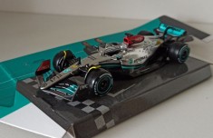 Macheta Mercedes AMG W13 Hamilton Formula 1 2022 - Bburago 1/43 F1 foto