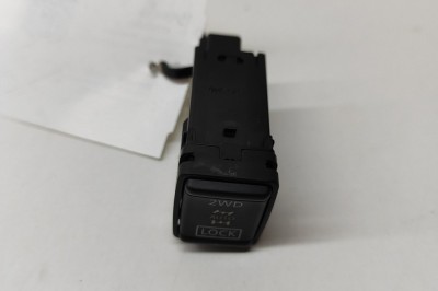 Comutator NISSAN QASHQAI II J11, J11_ 2015 OEM: 25535-4EA0A 22400407 foto