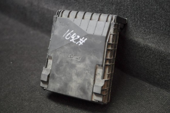 Panou de siguranțe VW PASSAT Variant B7 365 2012 OEM: 3C0937125A 1858366
