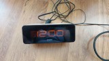 CEAS CU RADIO SI ALARMA OREGON SCIENTIFIC MODEL RRA320PN FUNCTIONEAZA .