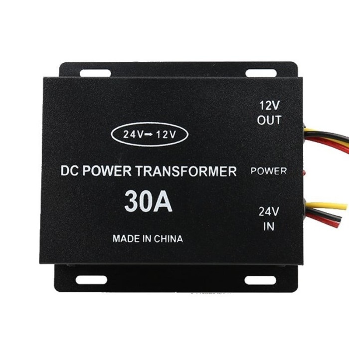 Convertor auto tensiune de la 24V la 12V, putere 30A