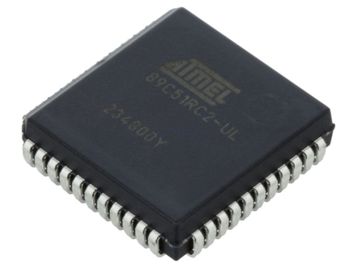 Microcontroler 8051 cu Interfață SPI și UART