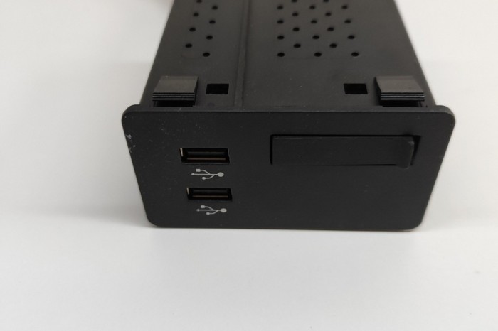 USB MAZDA MX-30 DR 2020 OEM: DN4E-669U0-B,DN4E-669U0B 30429127