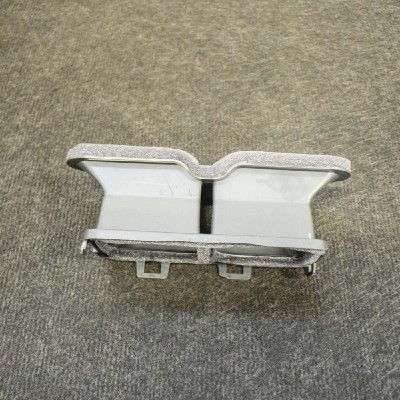 Grila de admisie aer habitaclu TESLA MODEL 3 2018 OEM: 1083377-00-D 10829664 foto