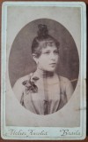 Fotografie tip CDV, femeie cu coc, perioada interbelica