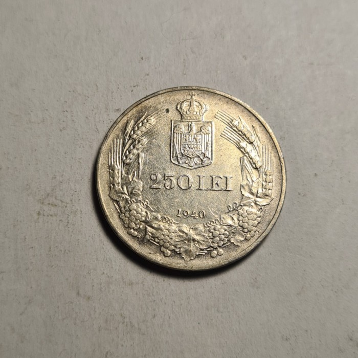 250 lei 1940 Piesa Frumoasa
