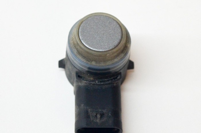 Senzor de parcare spate MERCEDES-BENZ C W205 2015 OEM: A0009059300,303041 13511102
