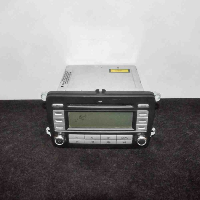 Unitate radio CD VW GOLF V 1K1 2005 OEM: 1K0035186AD