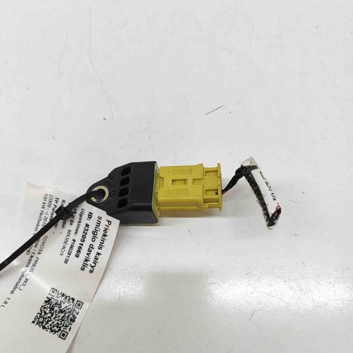 Senzor de impact st&acirc;nga față TOYOTA PRIUS _W3_ 2013 OEM: 89831-75020 | 32051669