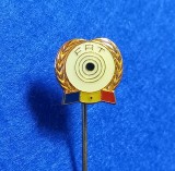 Insigna sport - Tir- Federatia de Tir din ROMANIA