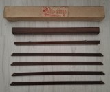 MASINA VECHE DE TRICOTAT MANUAL MARCA &quot;RECORD&quot; - COMUNISM