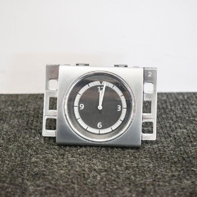 Ceas interior VW PASSAT CC 357 2012 OEM: 2358166-01,3C8919204A 3901935 foto