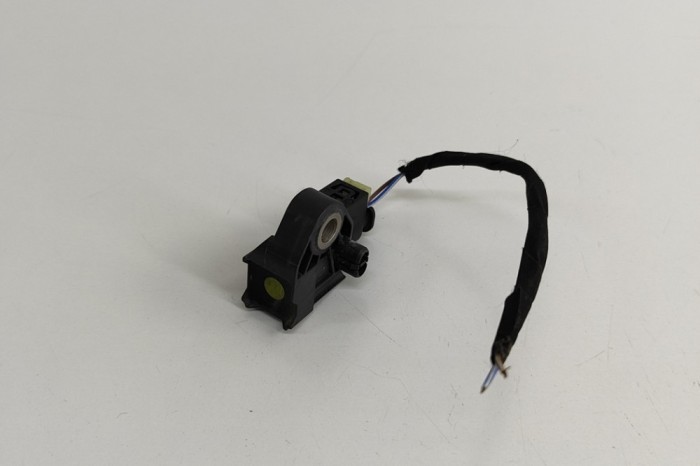 Senzor de impact st&acirc;nga față MERCEDES-BENZ E T-Model S213 2018 OEM: A2139051300 30032732