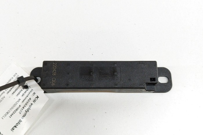 Antena Keyless Entry ASTON MARTIN DB11 2022 OEM: A2059053005 25934192