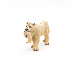 Figurina - Wild Animal Kingdom - White Lioness with Cub | Papo