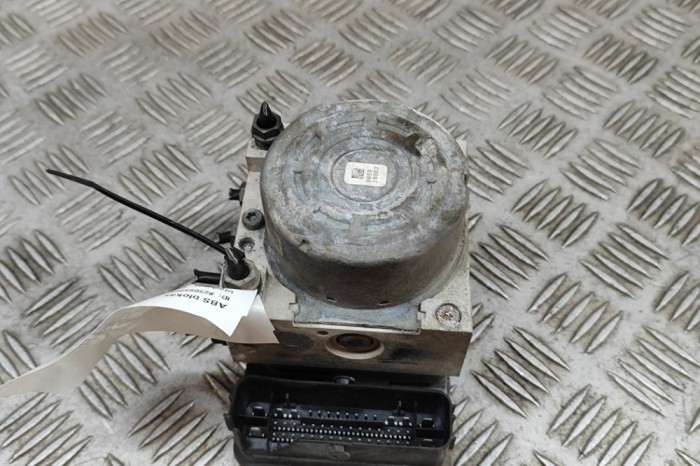 Pompa ABS VW TOURAN 5T1 2019 OEM: MPV | 25095905