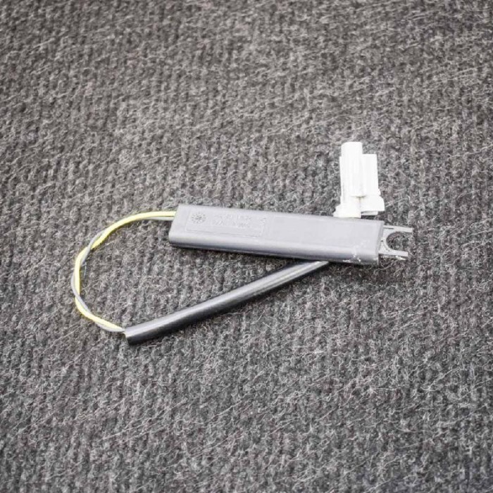 Amplificator de antena NISSAN QASHQAI II J11, J11_ 2017 OEM: 5WK48774 4011568