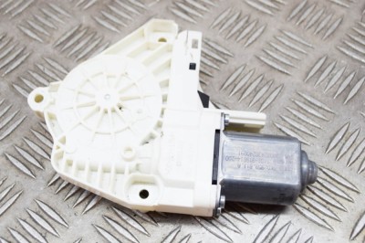 Motor macara geam ușă st&amp;acirc;nga spate VW TOUAREG 7P5 2012 OEM: 8K0959811A,1101-919814-200 | 15241518 foto