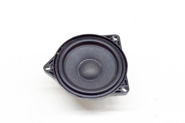Difuzor planșa de bord TESLA MODEL 3 2018 OEM: 1079742-00-A 12159457