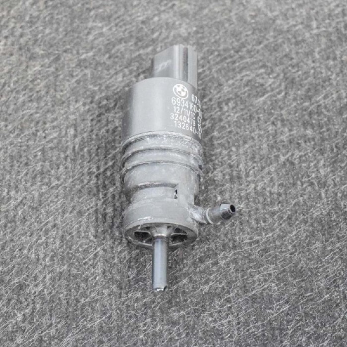 Motor rezervor lichid de parbriz BMW 5 Touring F11 2011 OEM: 6934160,3240479 10345205