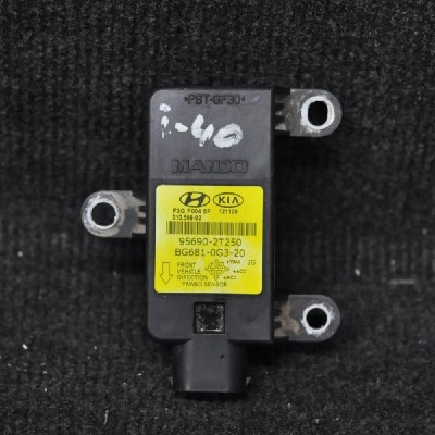 Senzor de accelerație HYUNDAI i40 VF 2013 OEM: 95690-2T250 1434232 foto