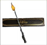 Magic Spitfire Wand Innovium&trade;, Model Moody, Cu Flacari Realiste, Design Premium Pentru Cosplay si Colectionari, Accesorii Incluse