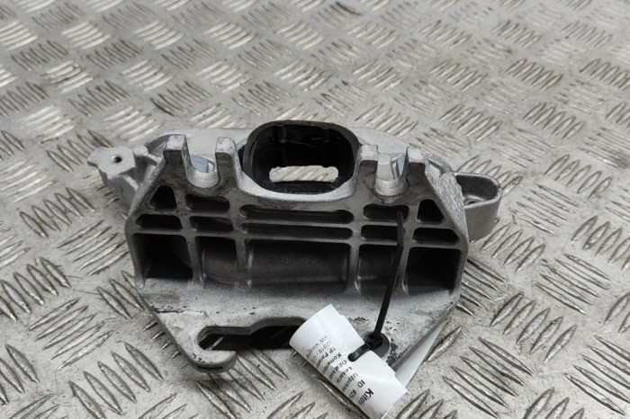 Suport motor spate NISSAN JUKE F16 2023 OEM: 112532302R 25431038