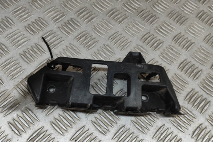 Suport bara de protecție st&acirc;nga spate PORSCHE CAYENNE 92A 2014 OEM: 7P5807483,7P5.807.483 | 24565073