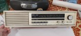 RADIO GRUNDIG RF-115 , FUNCTIONEAZA .