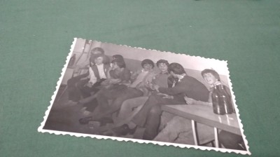 FOTO TIP CARTE POSTALA LA PETRECERE IN COMUNISM foto