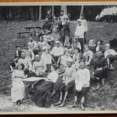 Foto pe carton gros ; La popicarie , Sinaia , 1 Mai 1912 , Cap. Eugen Linde