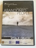 *DD -Film DVD Oameni ai nimanui / Abandoned People, piesa teatru, Engleza