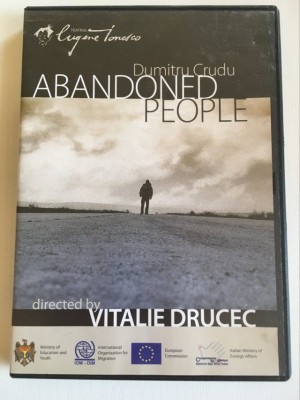 *DD -Film DVD Oameni ai nimanui / Abandoned People, piesa teatru foto