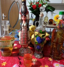 Palincă de v&amp;acirc;nzare foto