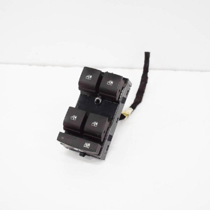 Buton geam ușă dreapta față OPEL ASTRA K 2016 OEM: 13408460 3511463